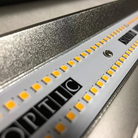 The Best LED Grow Light For a 2x4ft Space - Slim 320S NEW!!!