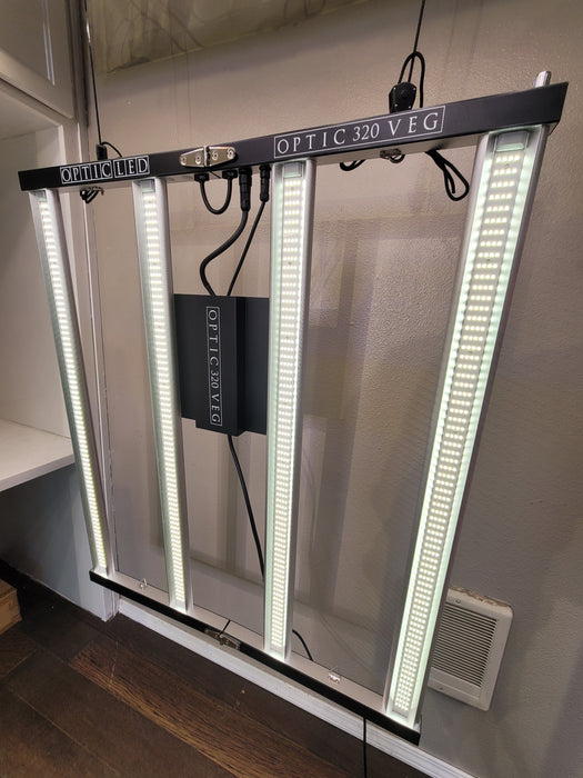 (Now Shipping) Optic 320 VEG Gen3 Dimmable LED Grow Light 320w